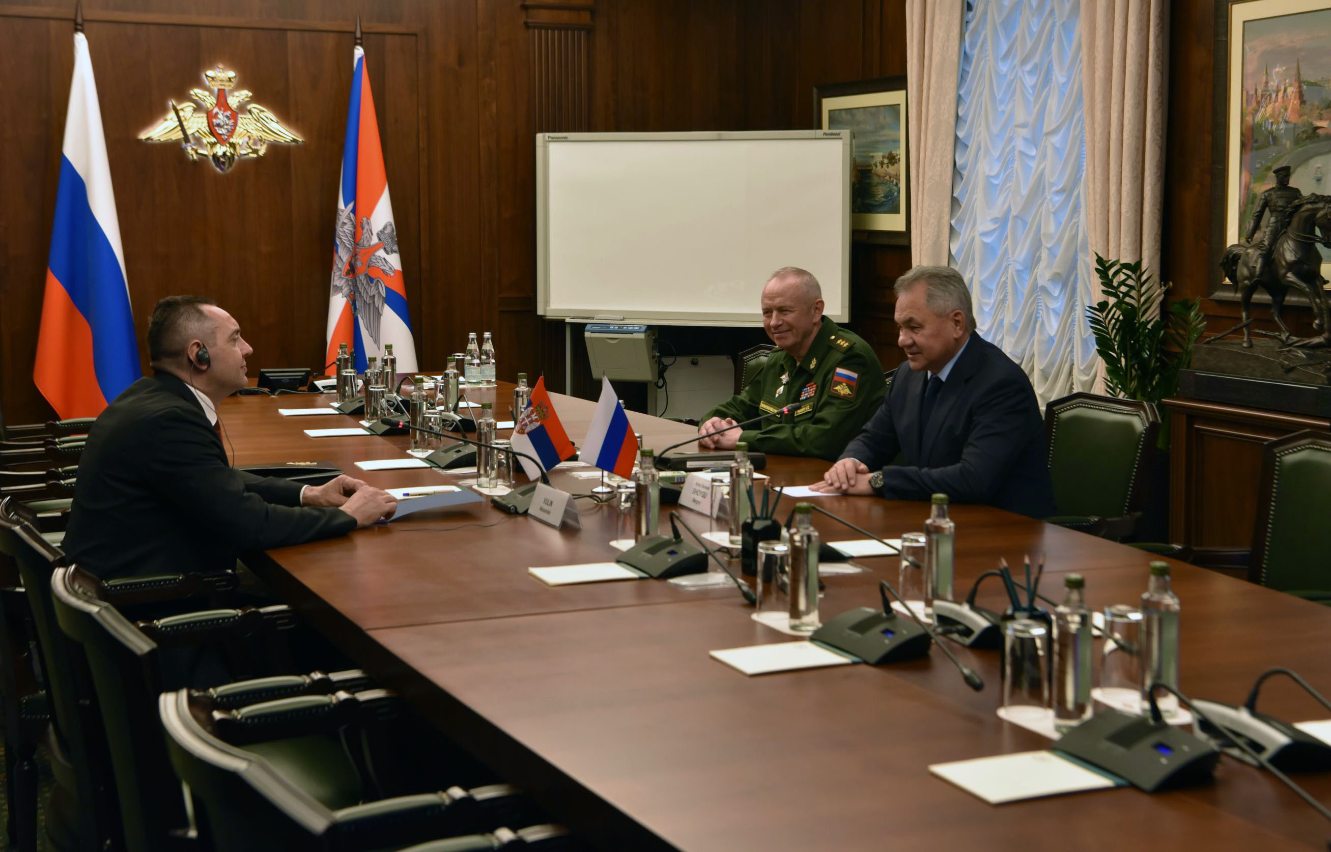 Ministri Vulin i Šojgu saglasili su se da saradnja između Srbije i Ruske Federacije nikada nije bila na ovako visokom nivou