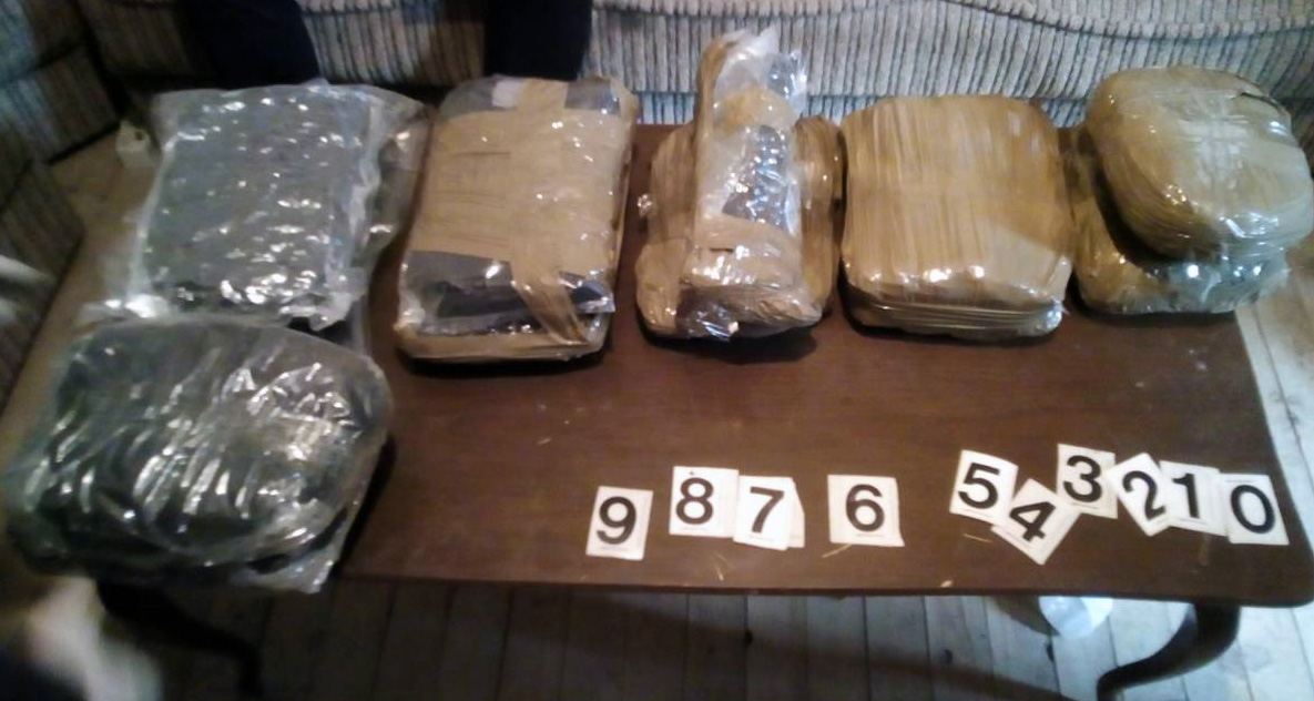 Ухапшене 132 особе осумњичене за трговину наркотицима и поседовање и ношење оружја