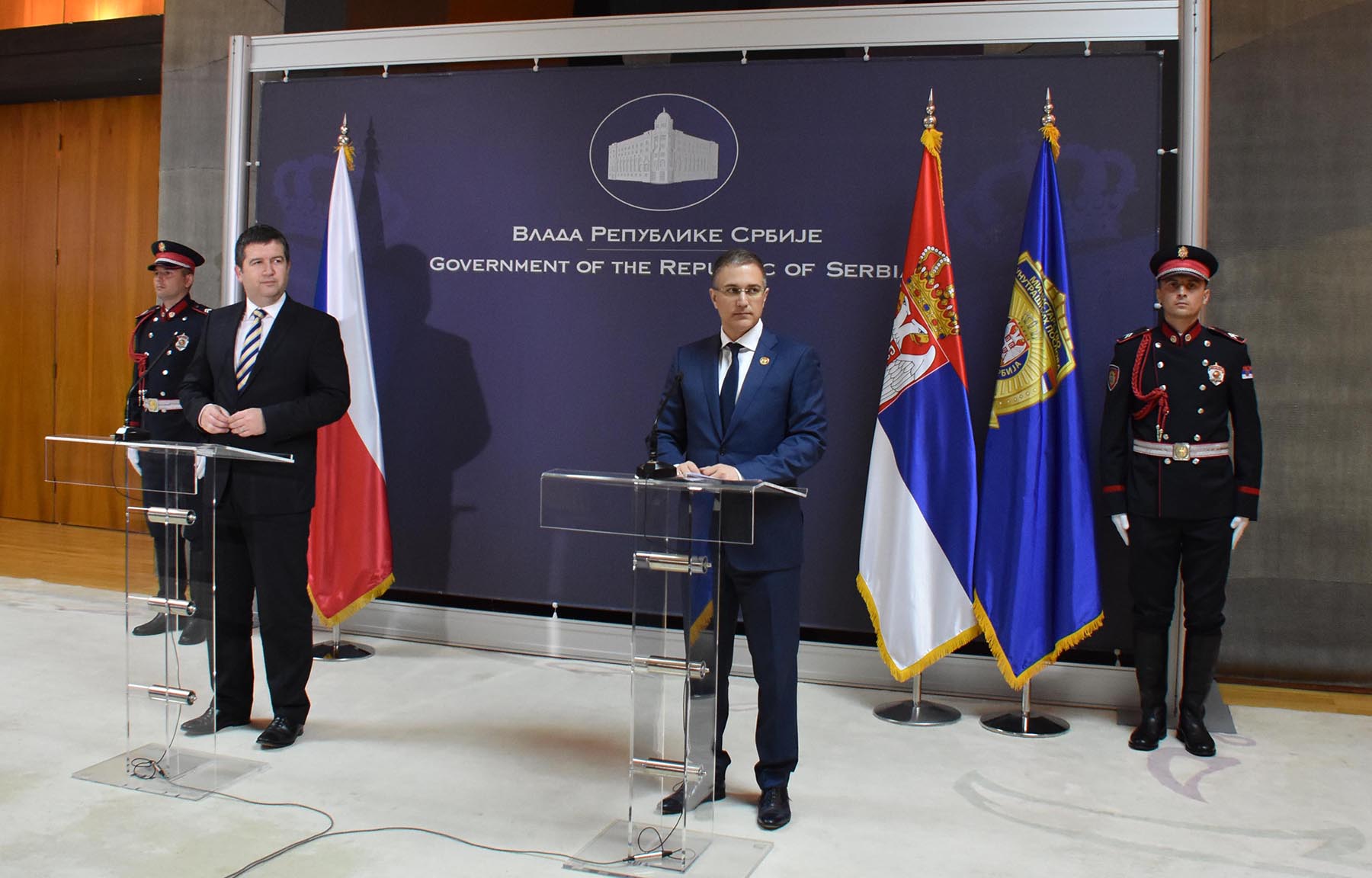  Stefanović i Hamaček: Naše dve zemlјe imaju prijatelјske i izuzetno dobre bilateralne odnose
