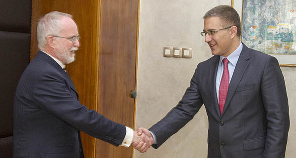 Ministar unutrašnjih poslova dr Nebojša Stefanović i ambasador Velike Britanije u Beogradu Denis Kif