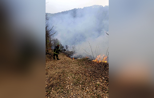 Гашење пожара на отвореном у Трговишту, Тутину, Лебану и Пријепољу