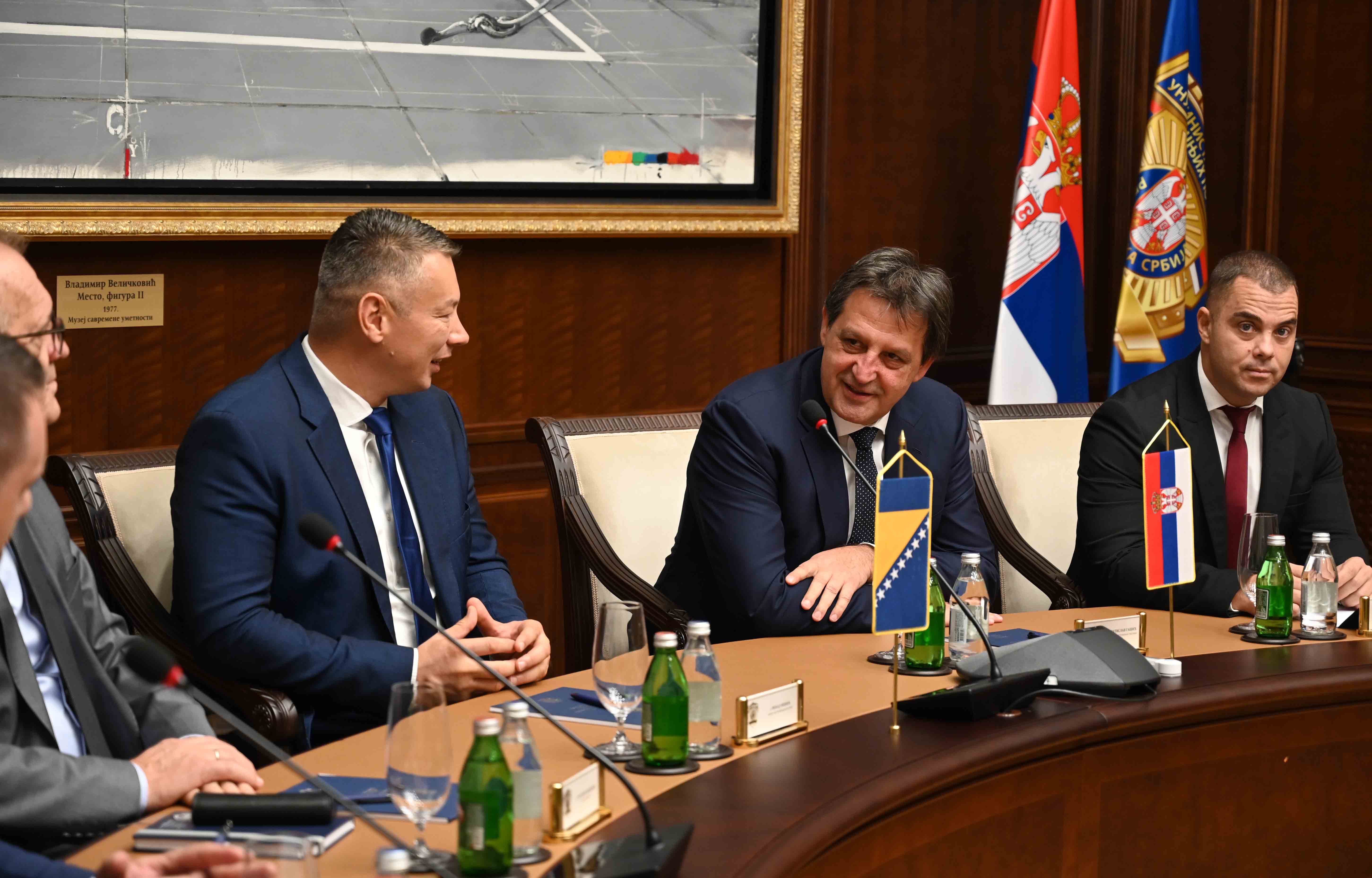 Ministar unutrašnjih poslova Republike Srbije Bratislav Gašić sastao se sa ministrom bezbednosti Bosne i Hercegovine Nenadom Nešićem