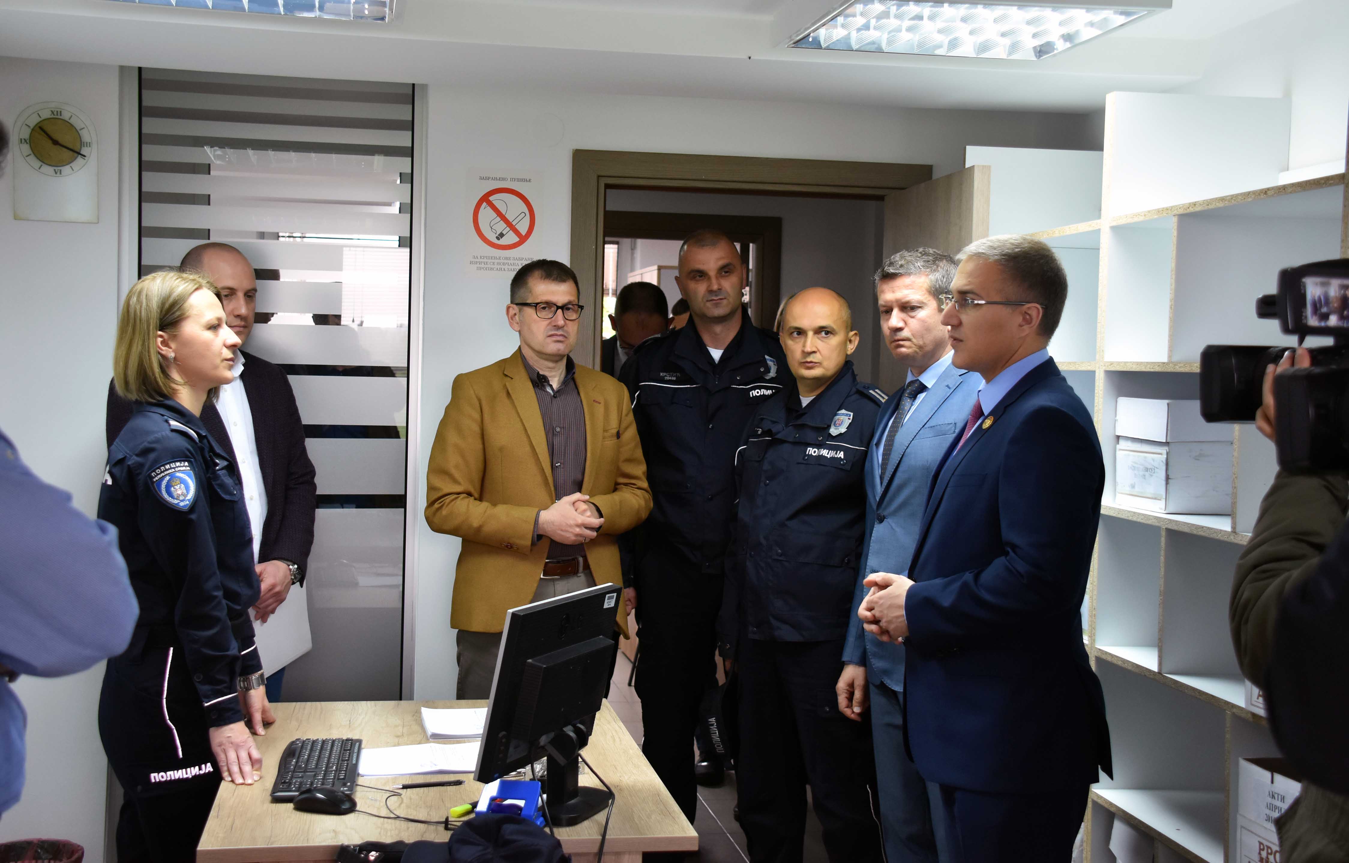 Ministar Stefanović obišao nove prostorije Policijske uprave u Šapcu