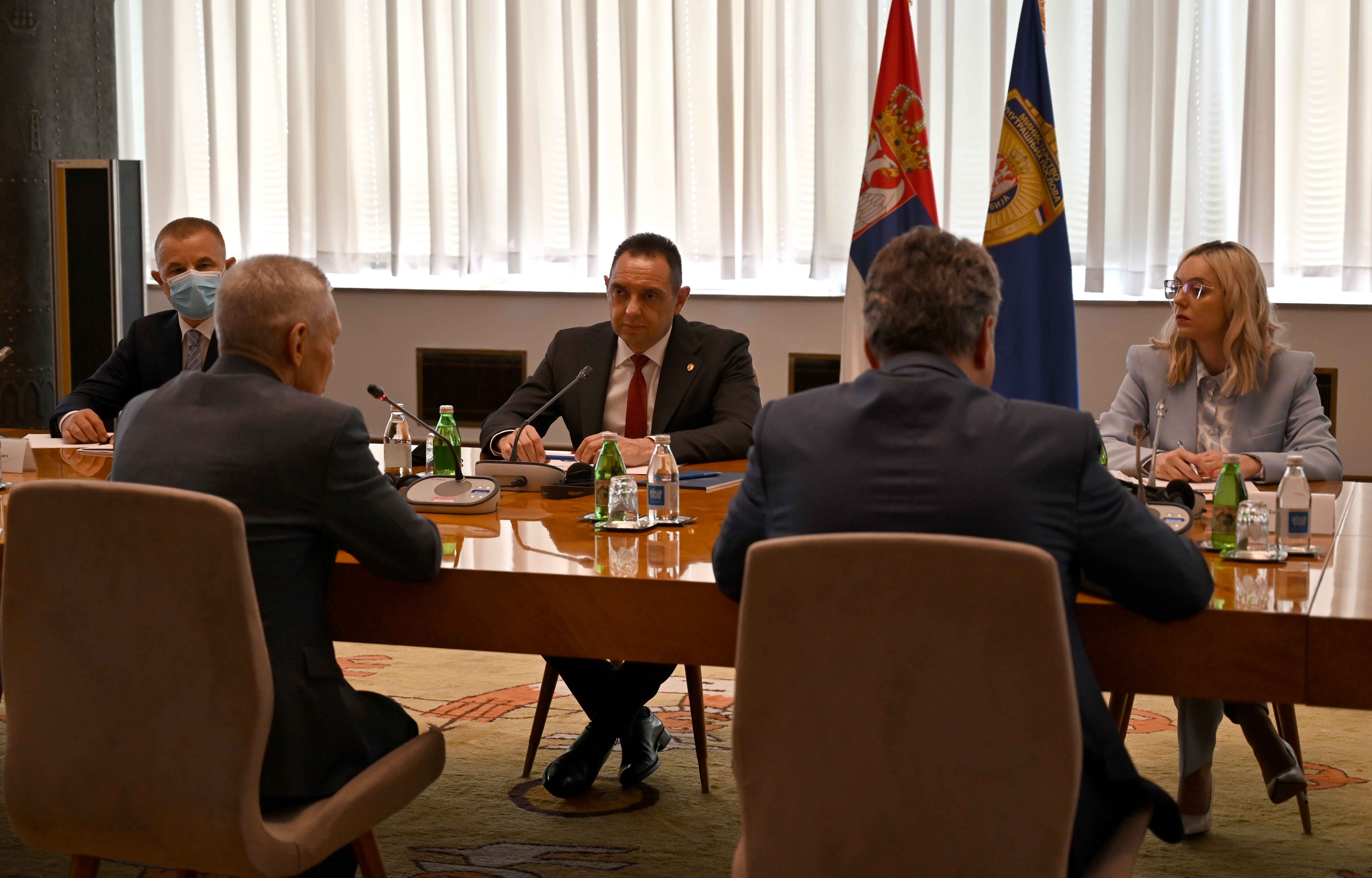 Министар Вулин на састанку са амбасадором Боцан-Харченком и делегацијом из Москве о унапређењу сарадње