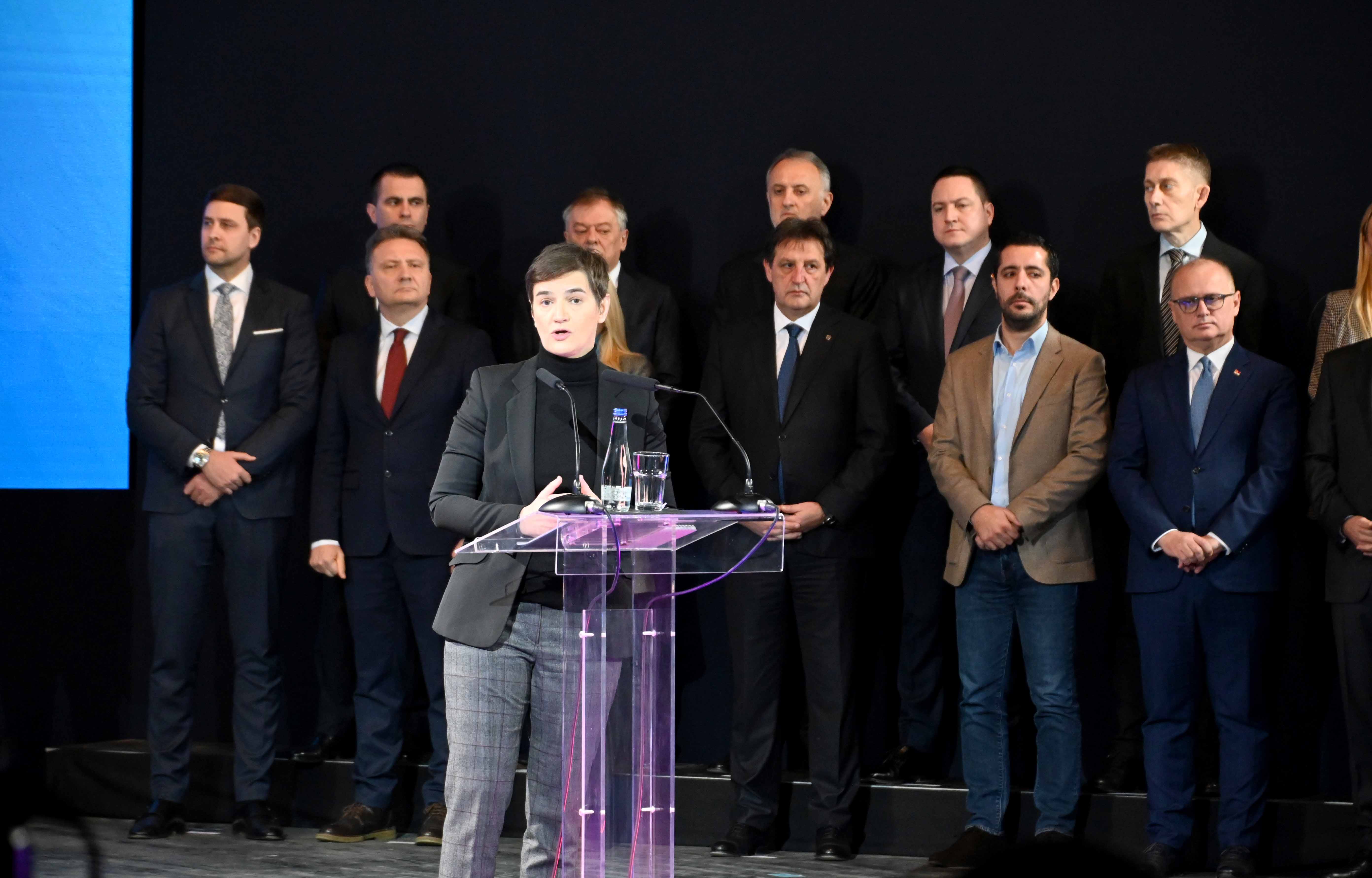 Ministar unutrašnjih poslova Bratislav Gašić prisustvovao obeležavanju 100 dana rada Vlade Republike Srbije u Lebanu