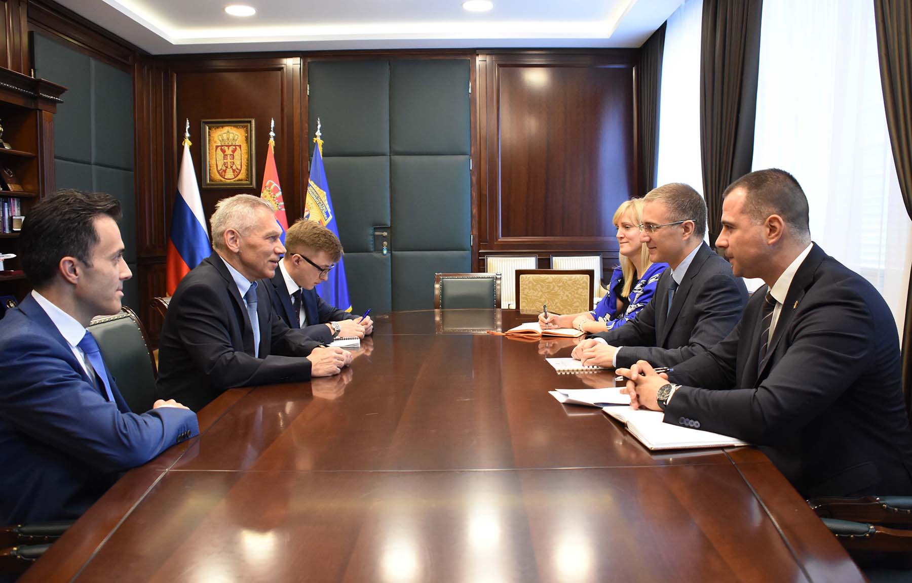 Stefanović i Bocan-Harčenko u razgovoru istakli da Srbija i Ruska Federacija ostvaruju veoma dobru saradnju u oblasti bezbednosti 