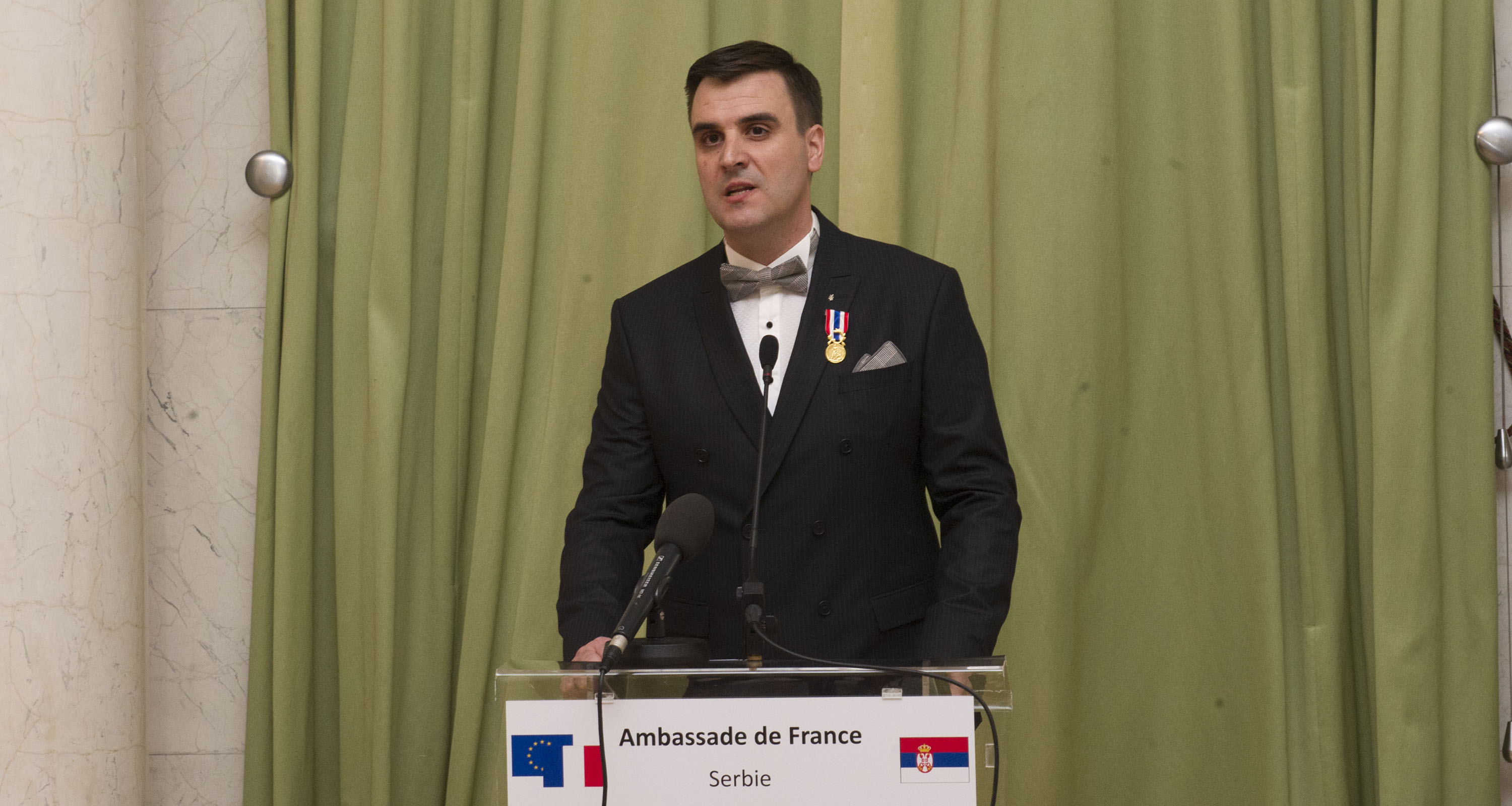 Шефу Бироа директора полиције Немањи Бојичићу уручено велико признање у Амбасади Француске