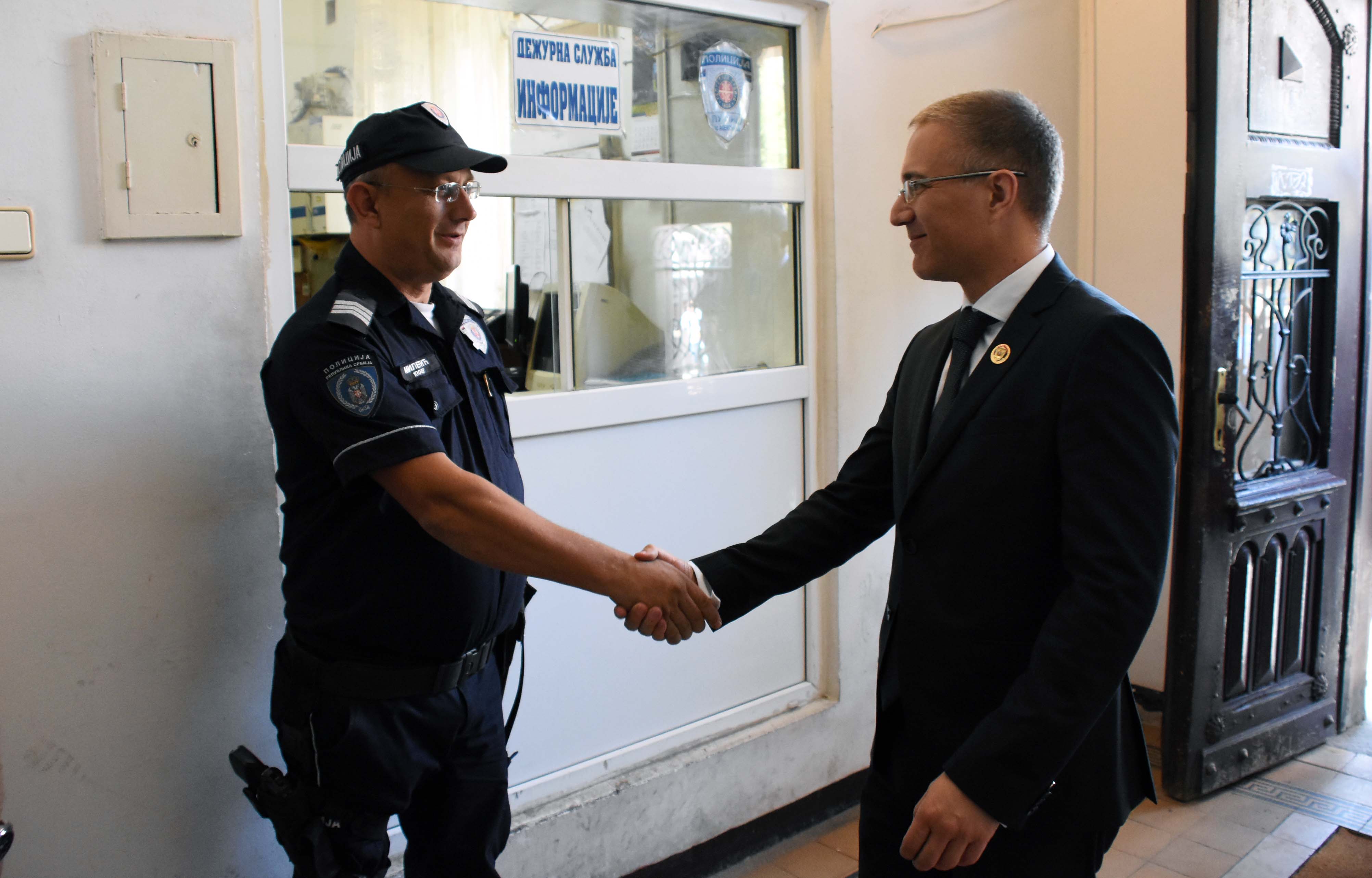 Ministar Stefanović posetio Policijsku stanicu Aleksinac