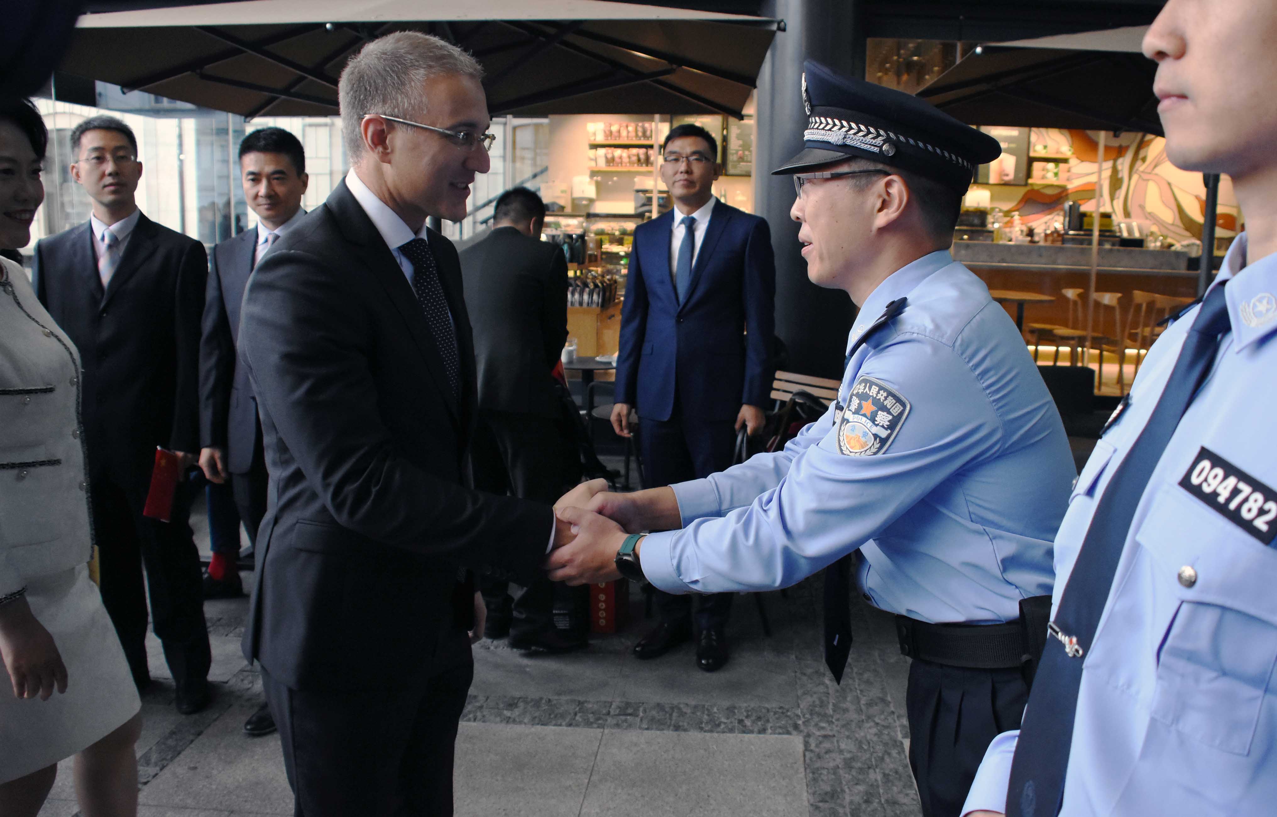Stefanović: Zajedničke patrole srpske i kineske policije olakšaće komunikaciju sa kineskim turistima koji dolaze u našu zemlјu
