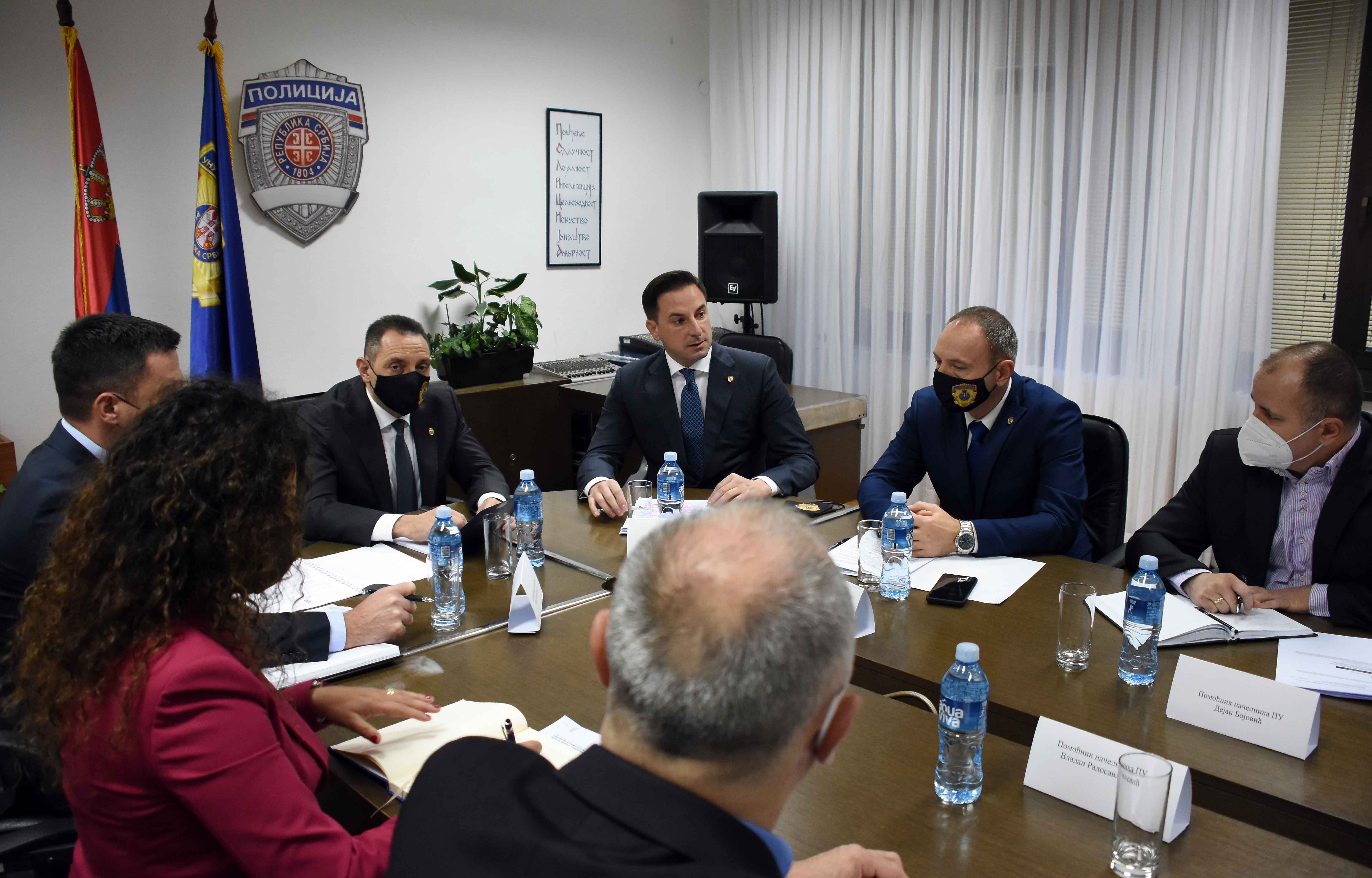 Ministar Vulin: Zahvalan sam Policijskoj upravi za grad Beograd na smanjivanju stope kriminala u Beogradu