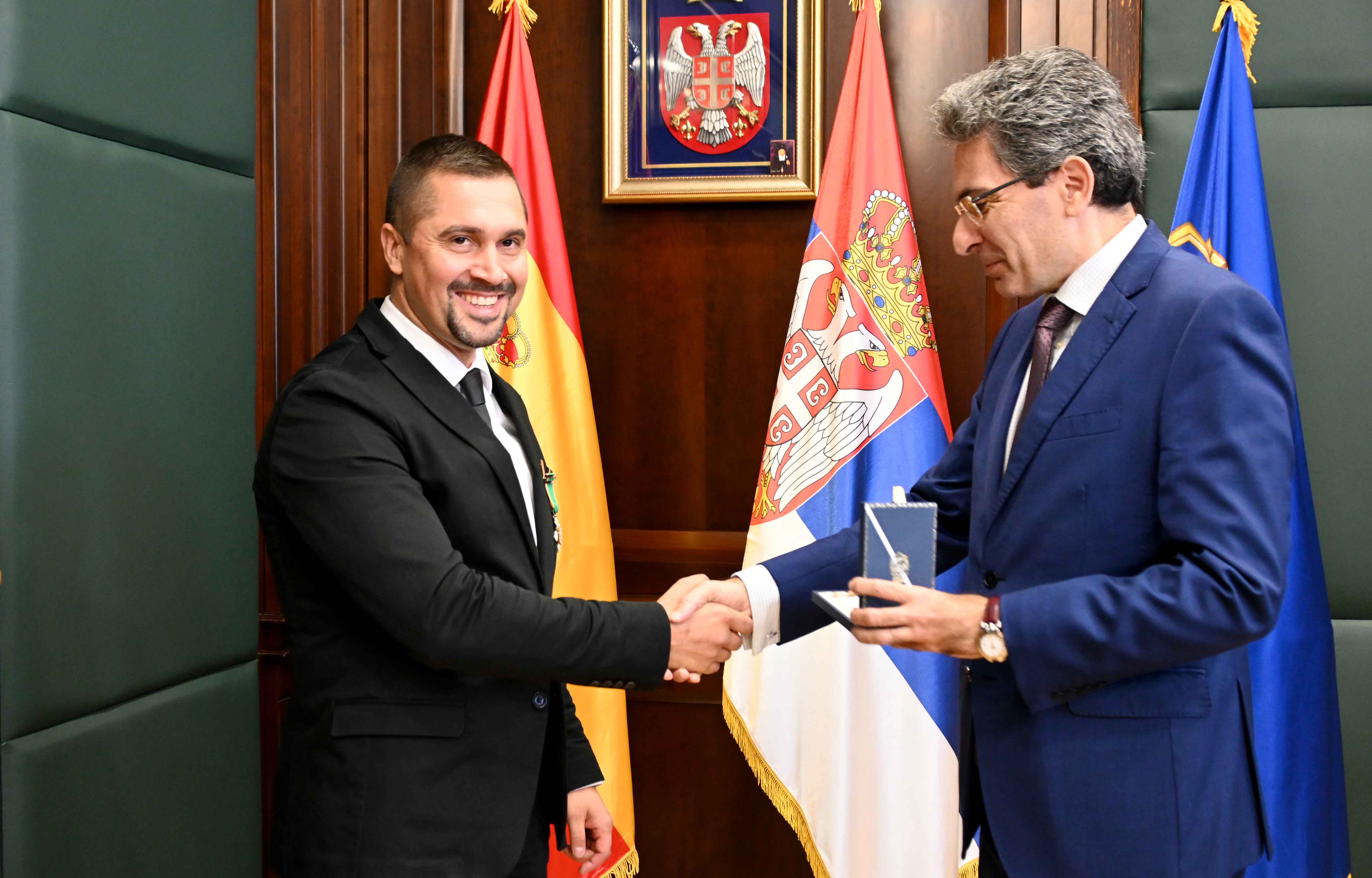 Uručena odlikovanja policijskim službenicima Kralјevine Španije i Republike Srbije