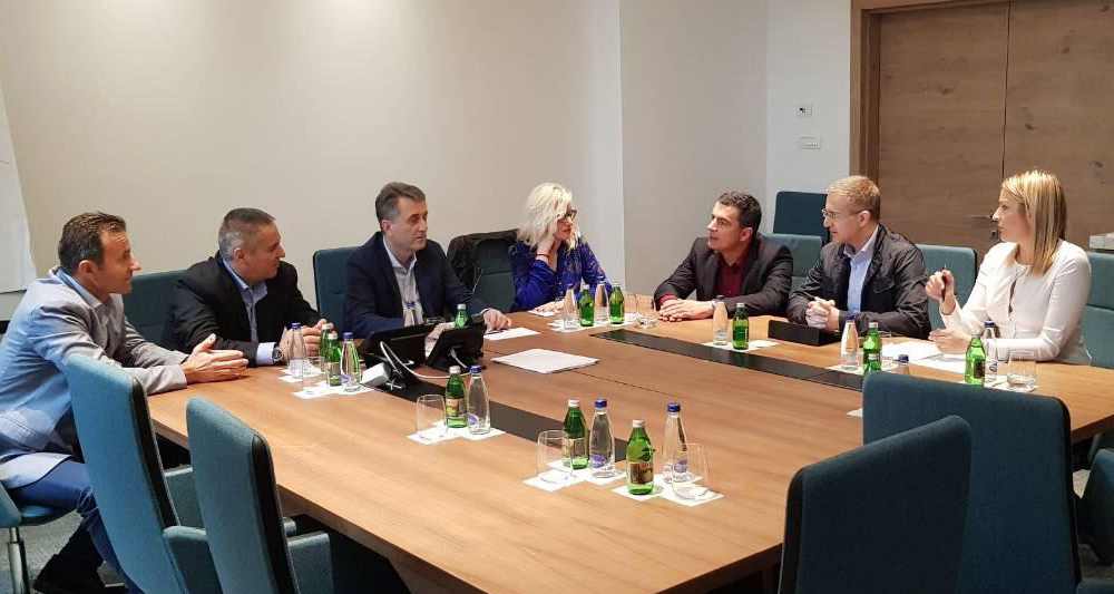 Nebojša Stefanović i Mevludin Nuhodžić razgovarali u Tivtu o unapređenju saradnje dve zemlje