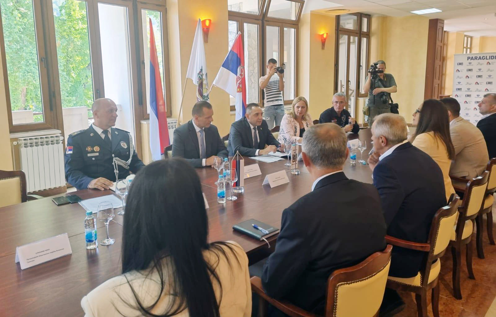 Ministar Vulin: Dok predsednik Aleksandar Vučić vodi Srbiju pomoć Srbima neće izostati