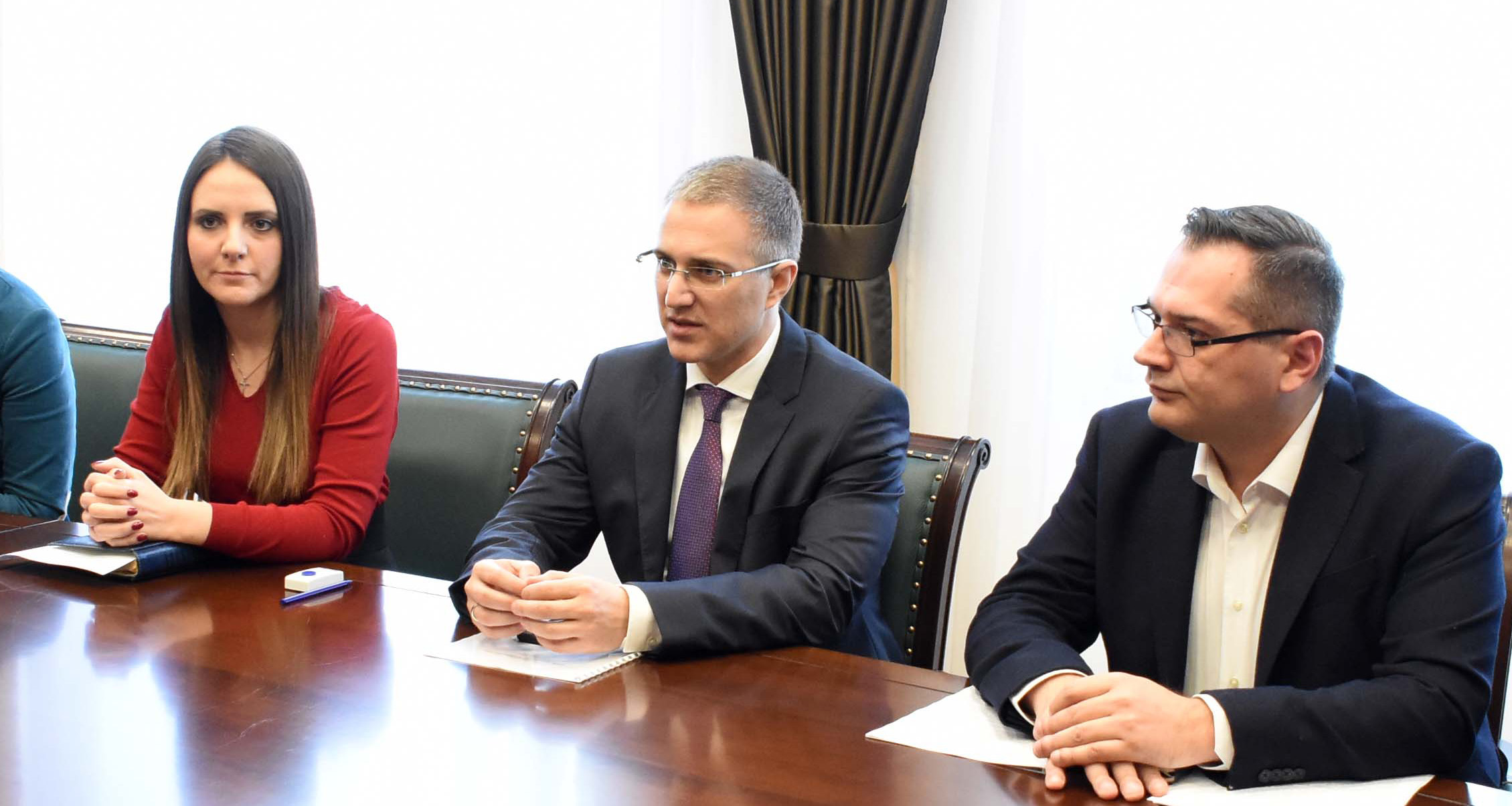      Stefanović i Adam izrazili zadovoljstvo postignutim nivoom dosadašnje policijske saradnje dve zemlje