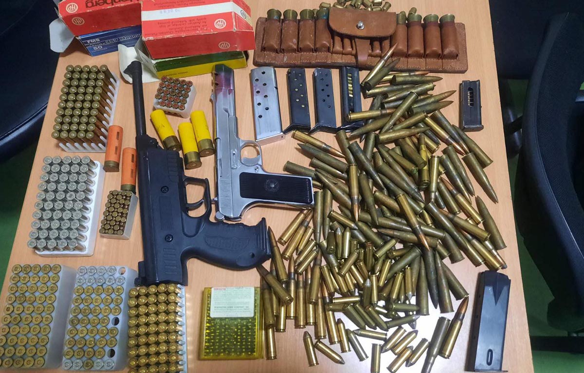 U kući osumnjičenog pronađeno oružje i municija različitog kalibra
