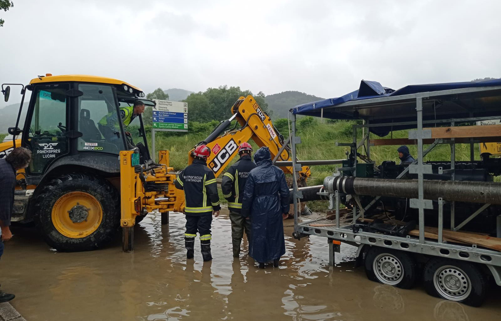 Na teritoriji Republike Srbije trenutno na snazi 42 vanredne situacije zbog obilnih padavina koje su poplavila mnoga područja