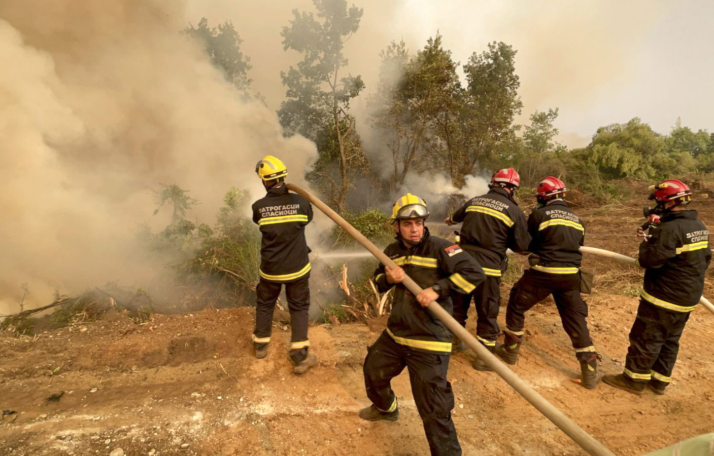 Pripadnici MUP-a nastavlјaju svoje angažovanje na lokalizaciji i gašenju požara u Grčkoj