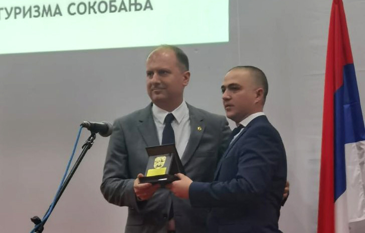Ministru Vulinu dodeljena Plaketa za poseban doprinos jačanju bezbednosti opštine Sokobanja i Republike Srbije