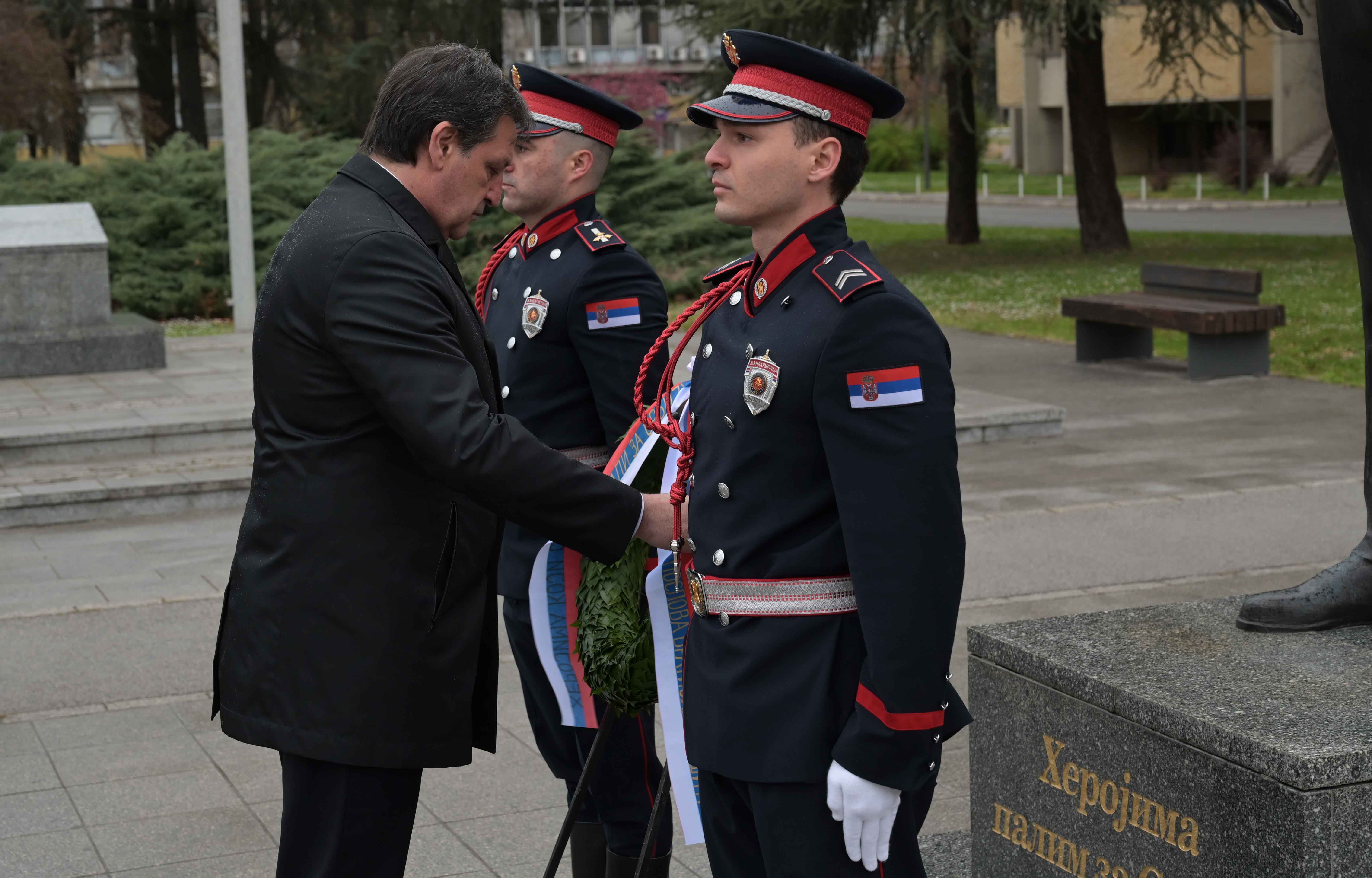 Sećanje na sve policijske službenike koji su žrtvovali svoje živote vršeći službenu dužnost zarad mira i bezbednosti Republike Srbije