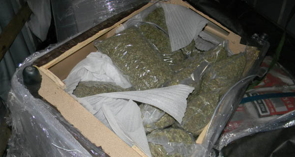 Заплењено око 64 килограма марихуане на Граничном прелазу Батровци